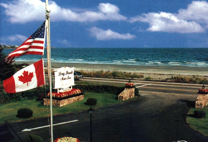 A view of the ocean from Long Beach Motor Inn